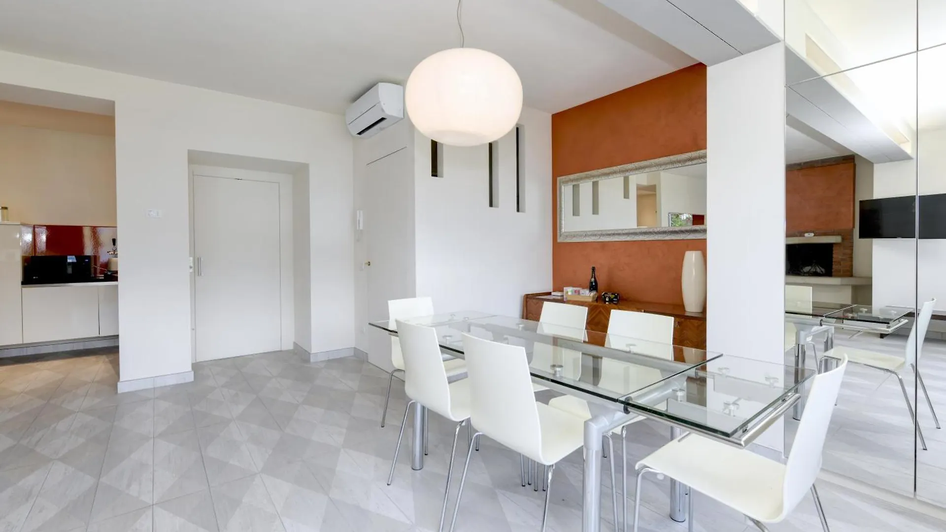 Villa Maison Sabina Con Splendida Vista Lago Ed Idromassaggio Sommavilla İtalya